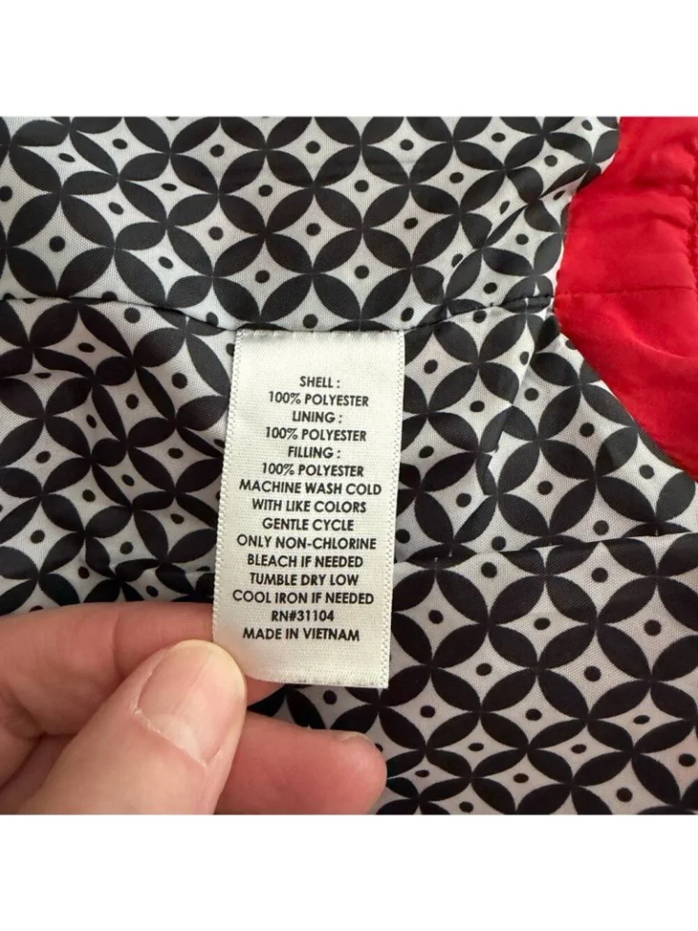 Crown & Ivy Women’s Large Red Quilted Zip Up Vest